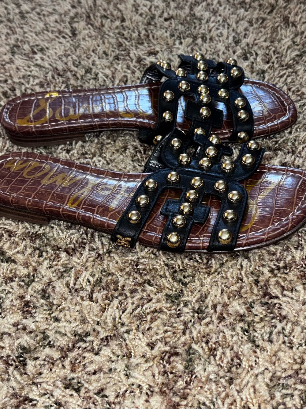 Sam Edelman Bay 14 Black Gold Leather Studded Flat Sandals Women's Size 6.5 M